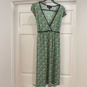 NWOT Lightweight Tie Back Spring Work Dress